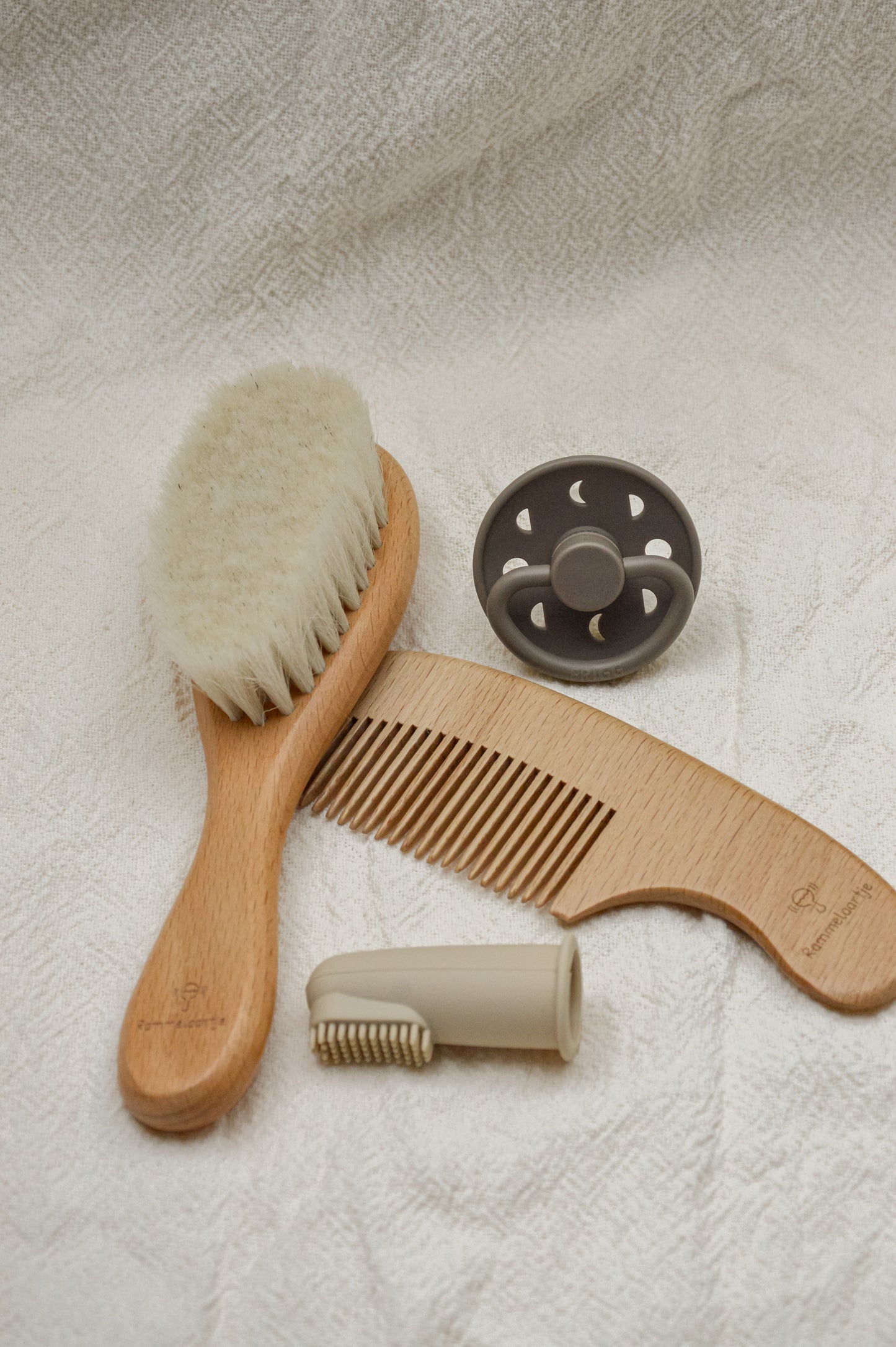 Houten baby borstel en kam set