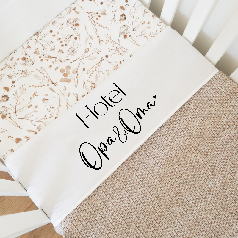 HOTEL OPA & OMA DEKENTJE